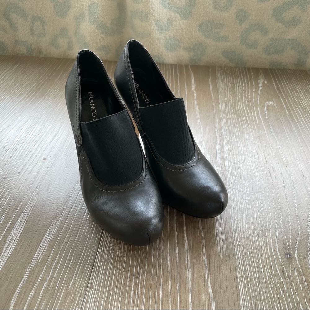 Franco Sarto Size 8 Platform Charcoal Gray Spike Heal Booties